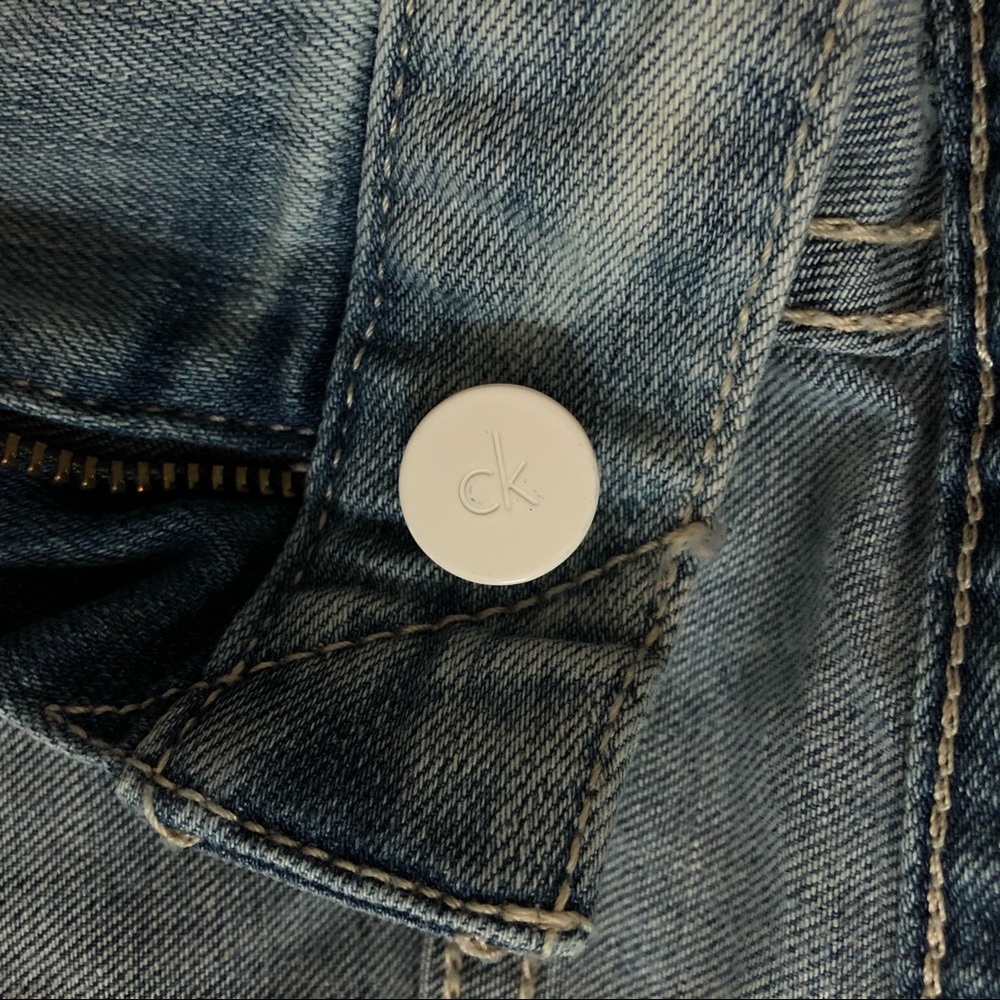 Cropped Calvin Klein denim jeans